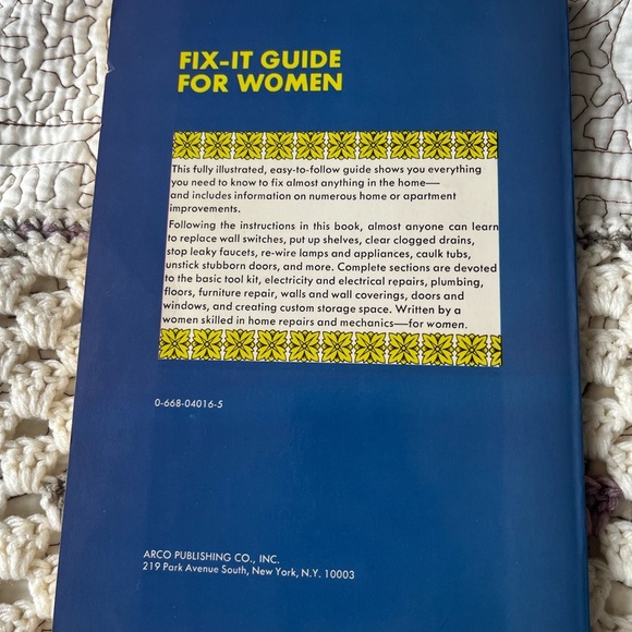 Fix-it Guide For Women by Dorothy Carbo Vintage 1970s DIY Book - Picture 3 of 6